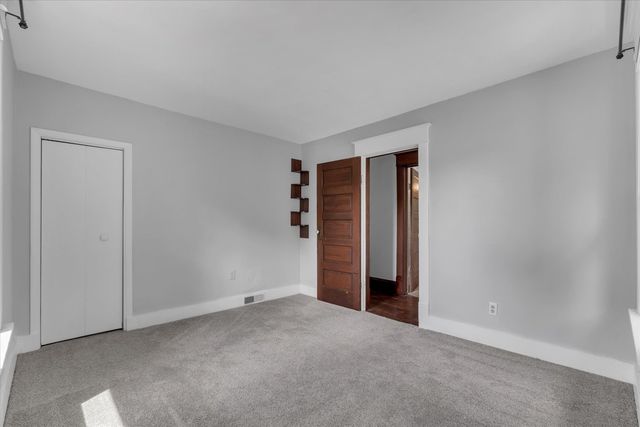 1179 26th Street A, Moline, IL 61265