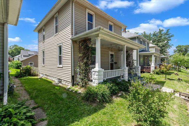 1179 26th Street A, Moline, IL 61265