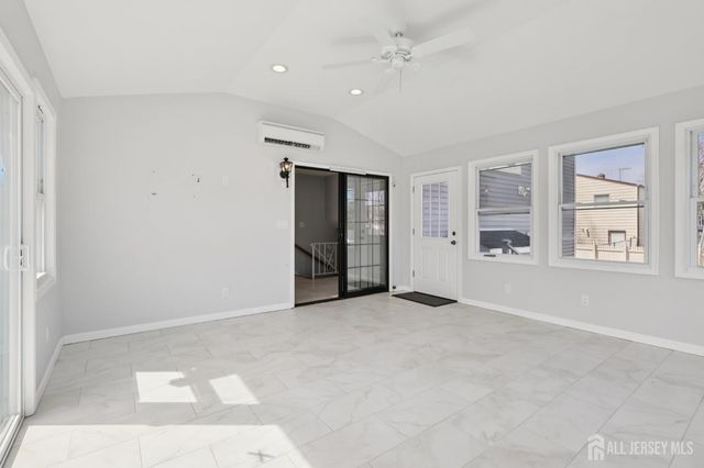 30 Rachel Terrace, Piscataway, NJ 08854