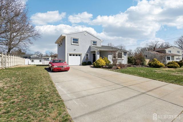 30 Rachel Terrace, Piscataway, NJ 08854