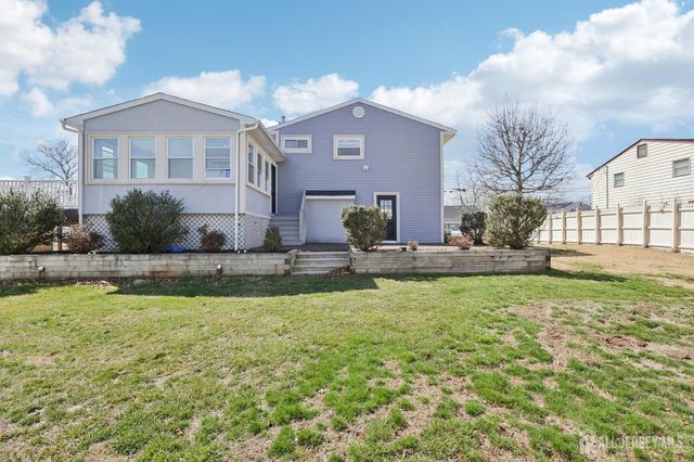 30 Rachel Terrace, Piscataway, NJ 08854