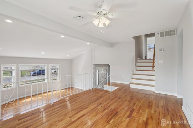 30 Rachel Terrace, Piscataway, NJ 08854