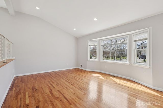 30 Rachel Terrace, Piscataway, NJ 08854