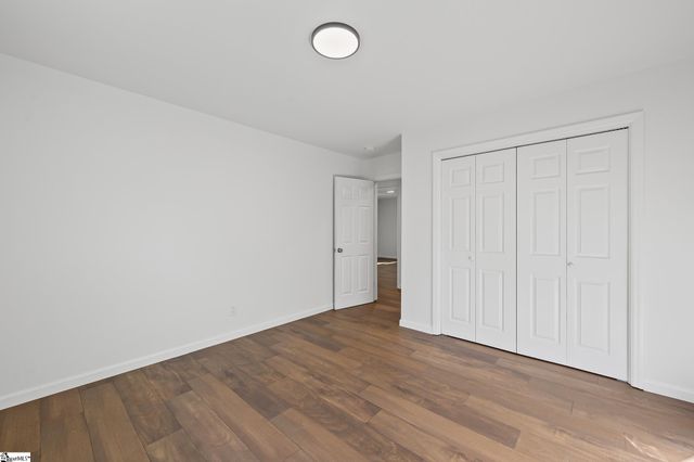 600 Sharondale Court, Spartanburg, SC 29303