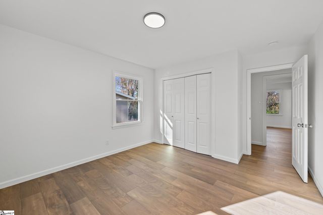 600 Sharondale Court, Spartanburg, SC 29303