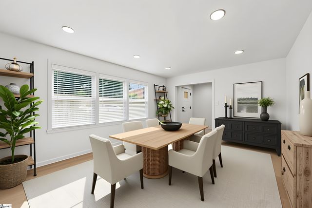 600 Sharondale Court, Spartanburg, SC 29303