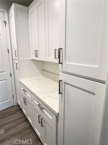 1011 Hyde Park Drive, Santa Ana, CA 92705