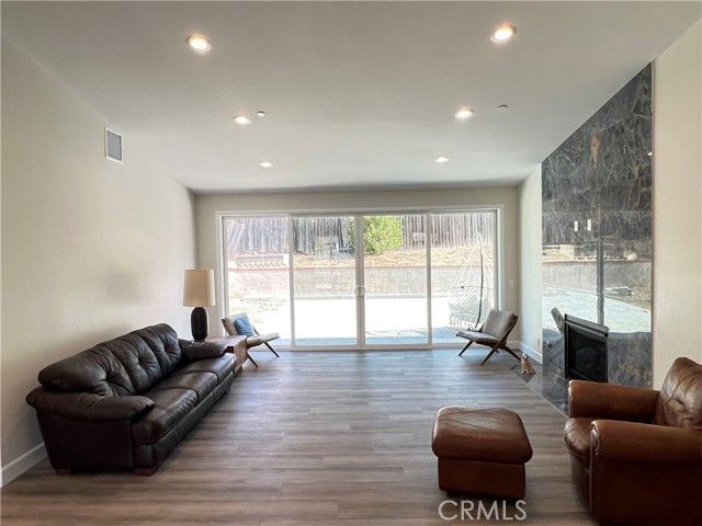 1011 Hyde Park Drive, Santa Ana, CA 92705