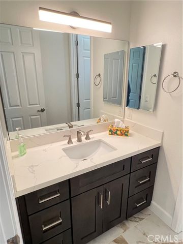 1011 Hyde Park Drive, Santa Ana, CA 92705