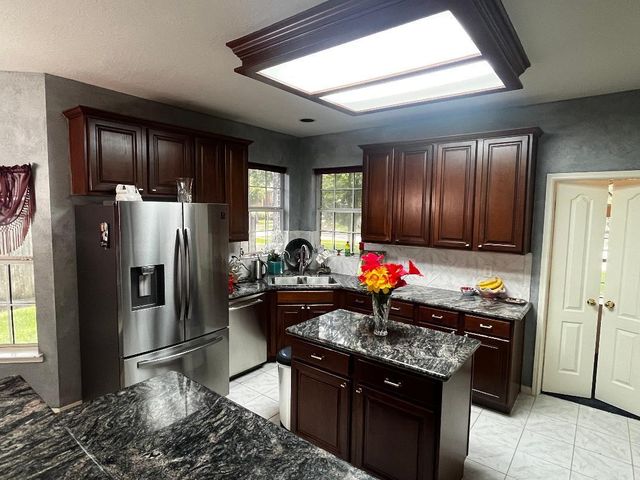 4508 Park Shadow Drive, Baytown, TX 77521