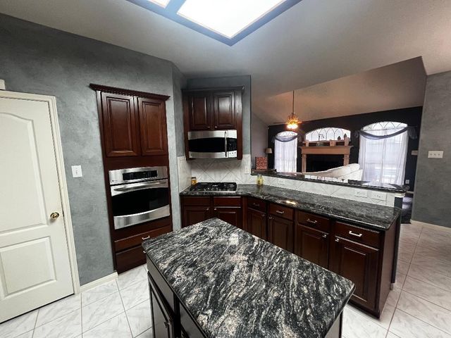 4508 Park Shadow Drive, Baytown, TX 77521