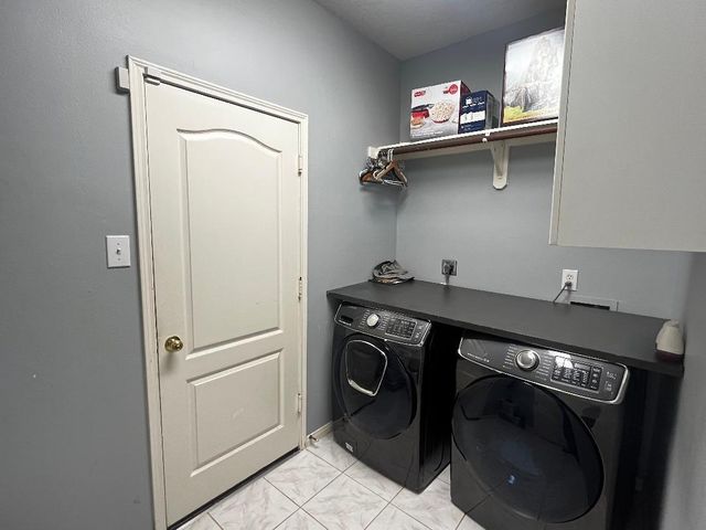 4508 Park Shadow Drive, Baytown, TX 77521