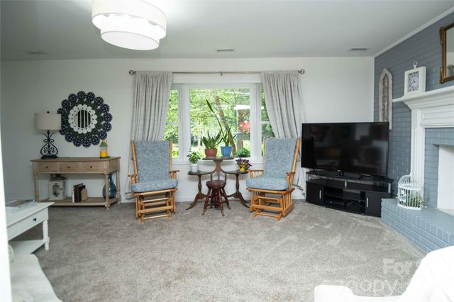 2959 Ramblewoods Drive, Valdese, NC 28690