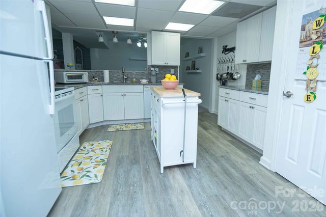 2959 Ramblewoods Drive, Valdese, NC 28690