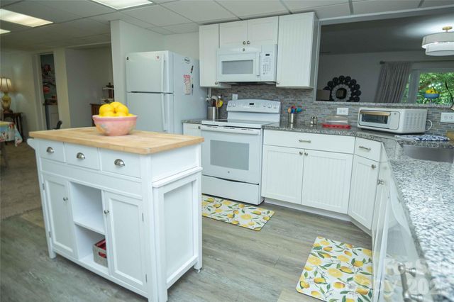 2959 Ramblewoods Drive, Valdese, NC 28690