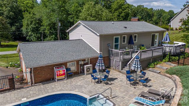 2959 Ramblewoods Drive, Valdese, NC 28690