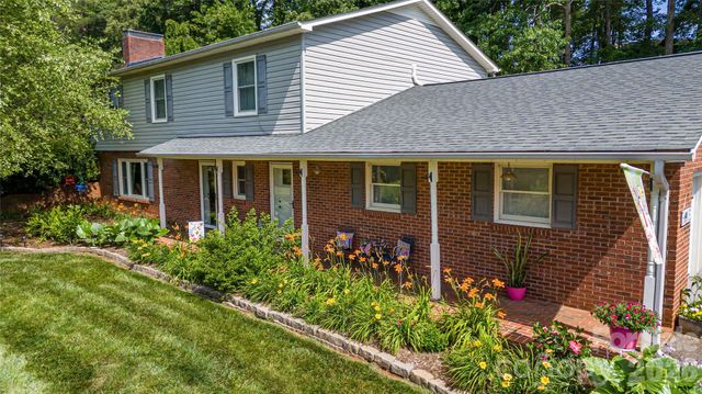 2959 Ramblewoods Drive, Valdese, NC 28690
