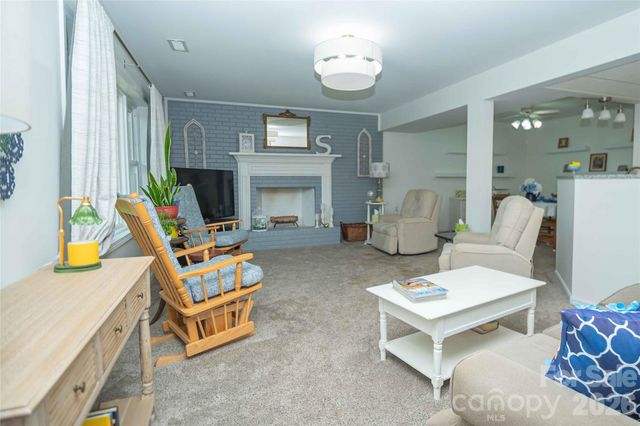2959 Ramblewoods Drive, Valdese, NC 28690