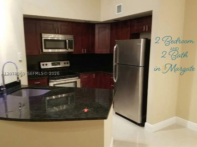 3370 Pinewalk Dr N 1222, Margate, FL 33063