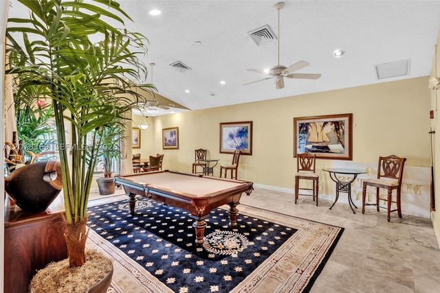 3370 Pinewalk Dr N 1222, Margate, FL 33063