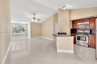 3370 Pinewalk Dr N 1222, Margate, FL 33063