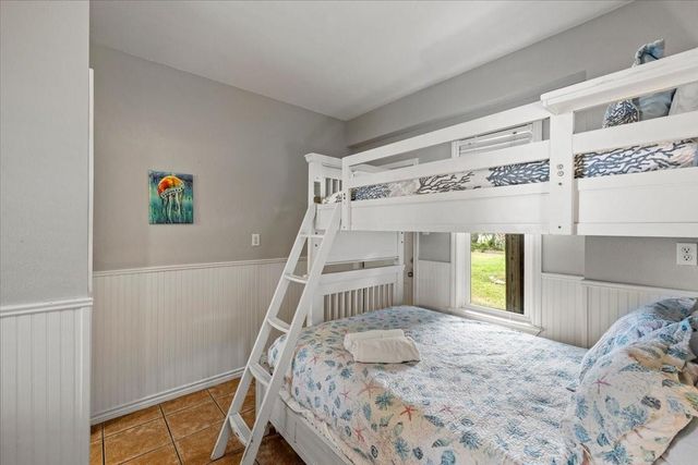 3719 Brewster Key, Galveston, TX 77554