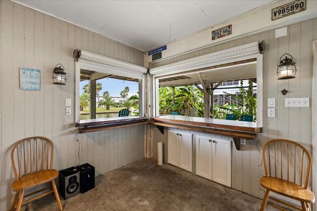 3719 Brewster Key, Galveston, TX 77554