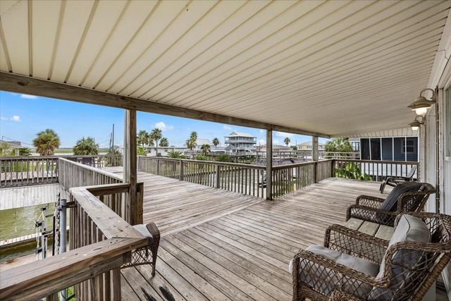 3719 Brewster Key, Galveston, TX 77554