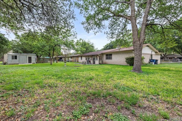 616 Ridgecrest, New Braunfels, TX 78130
