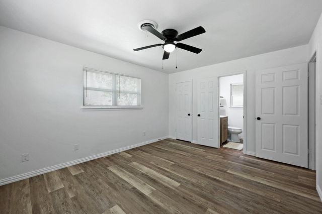 913 N Main Street, Springtown, TX 76082