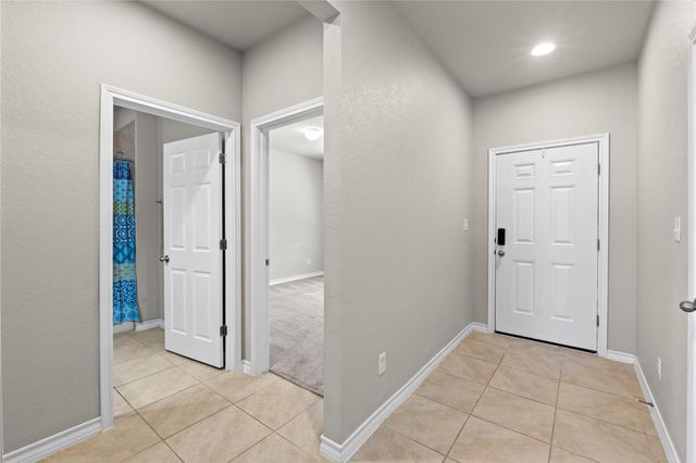 8060 Massa DR, Round Rock, TX 78665