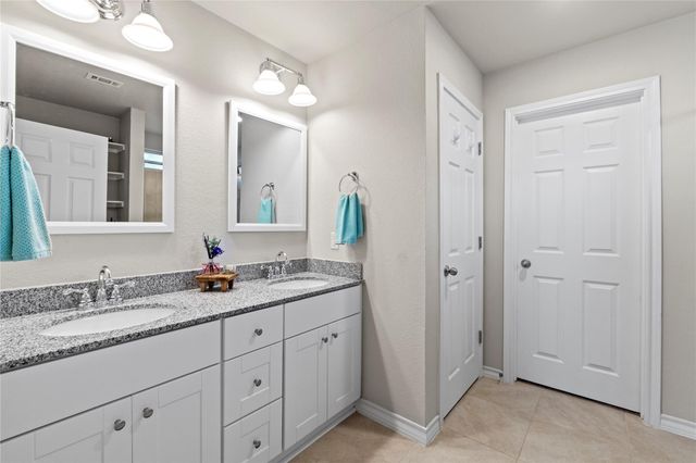 8060 Massa DR, Round Rock, TX 78665