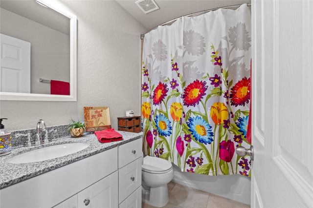 8060 Massa DR, Round Rock, TX 78665