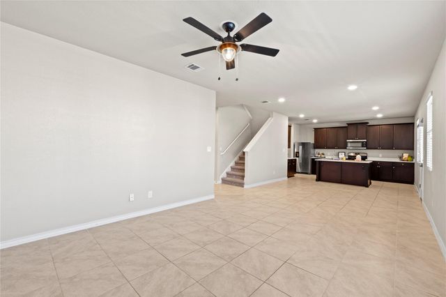 8060 Massa DR, Round Rock, TX 78665