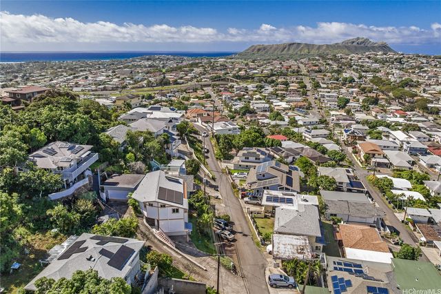 4169 Koko Drive, Honolulu, HI 96816