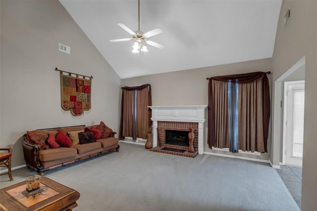 9618 Mystic Crossing Court, Houston, TX 77065