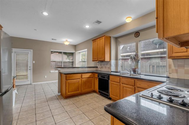 9618 Mystic Crossing Court, Houston, TX 77065