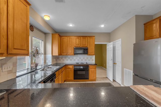 9618 Mystic Crossing Court, Houston, TX 77065