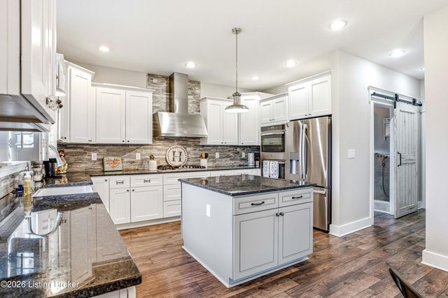 13018 Wellington Way, Goshen, KY 40026