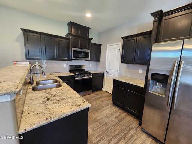 13470 Selby Street, El Paso, TX 79928