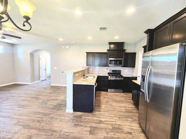 13470 Selby Street, El Paso, TX 79928