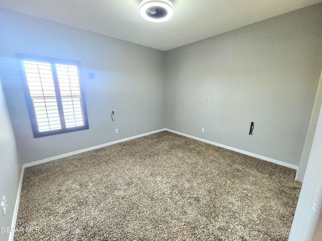 13470 Selby Street, El Paso, TX 79928