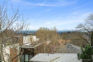 1810 23rd(NOT on 23rd) Avenue #A, Seattle, WA 98122