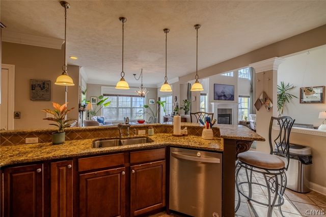 8782 Wedgefield Lane, Cicero, NY 13039