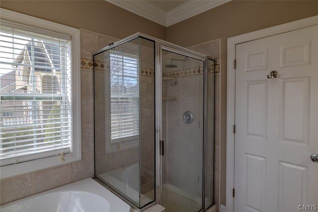 8782 Wedgefield Lane, Cicero, NY 13039