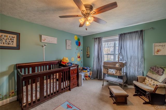 8782 Wedgefield Lane, Cicero, NY 13039