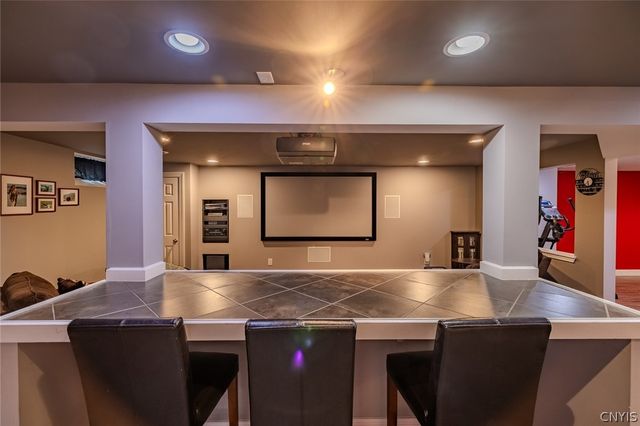 8782 Wedgefield Lane, Cicero, NY 13039