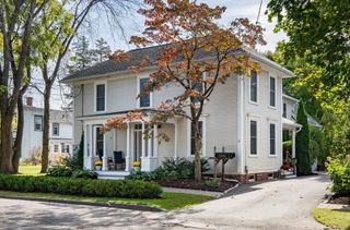 51A Phillips Pl 1, Northampton, MA 01060