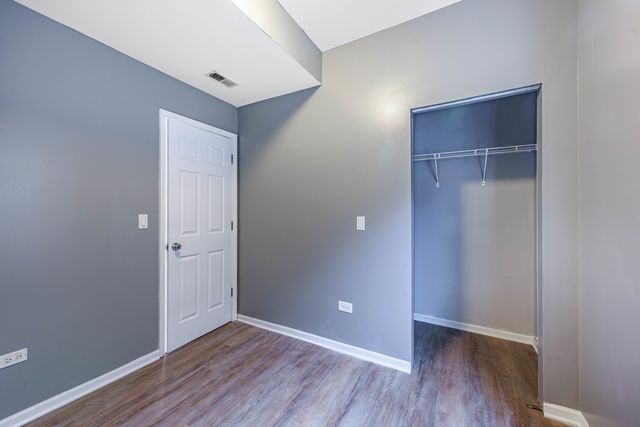 2446 W 69th Street, Chicago, IL 60629