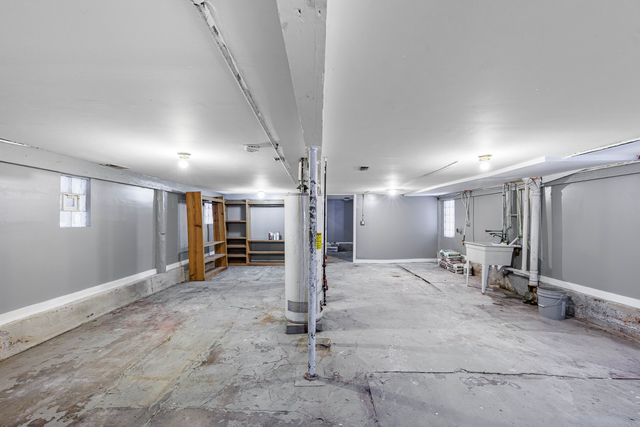 2446 W 69th Street, Chicago, IL 60629